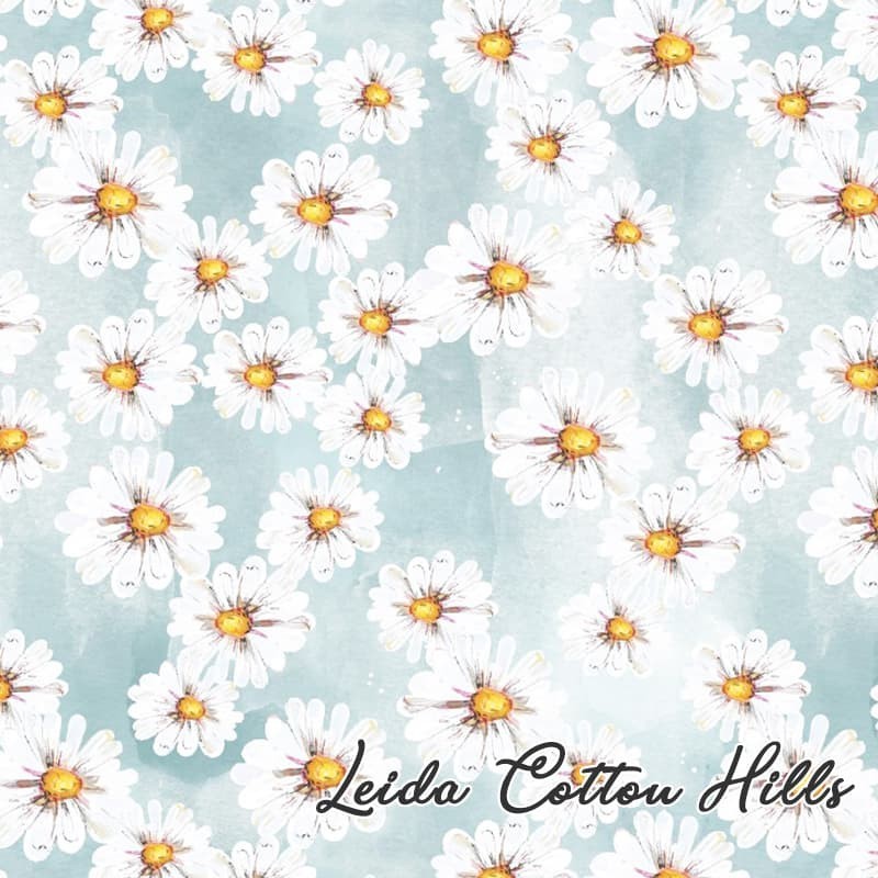 Tela para patchwork con margaritas sobre azul ∙ Leida Cotton Hills