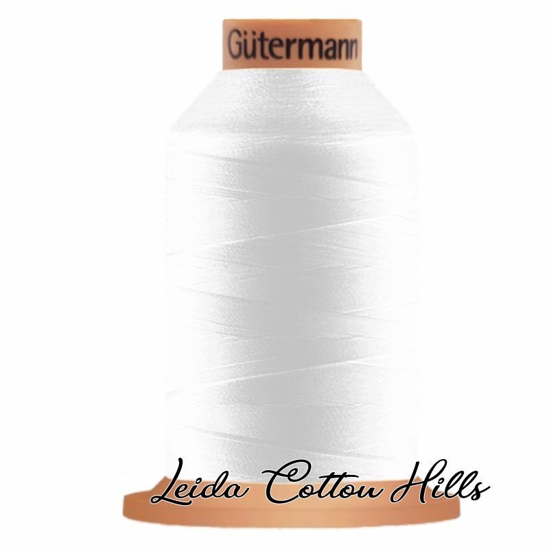 Hilo Tera 180 en color blanco de Gütermann ∙ Leida Cotton Hills