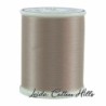 Hilo Bottom Line en color beige grisáceo de Superior Threads ∙ Leida Cotton Hills