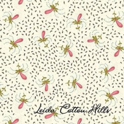 Tela trasera para patchwork con florecitas rosas sobre color vainilla ∙ Leida Cotton Hills