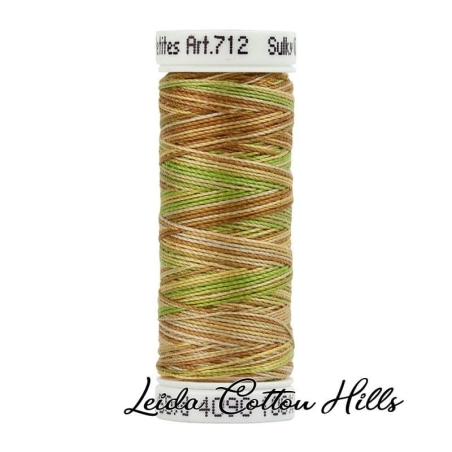 Detalle cambio de color hilo Sulky 12 wt. Color bosque de verano 4090 ∙ Leida Cotton Hills