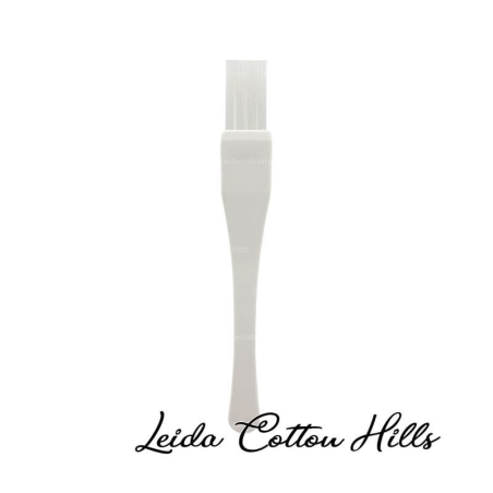 Pincel para limpiar la máquina de coser ∙ Leida Cotton Hills