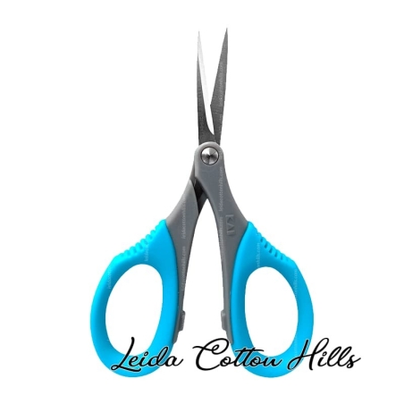 Tijera Kai pequeña para bordar 1115 ∙ Leida Cotton Hills