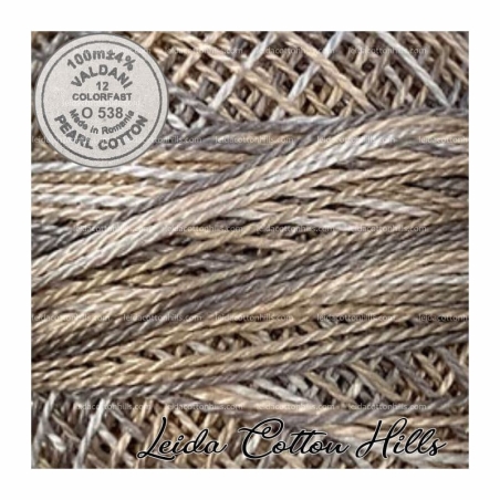 Hilos perlé Valdani Nº 12 color O 538 humo de cabaña ∙ Leida Cotton Hills