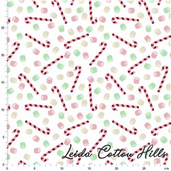 ? Tela para patchwork navideña con bastones caramelos - Snow and Hot Cocoa ∙ Leida Cotton Hills