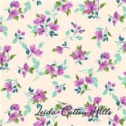 ? Tela para Patchwork con flores purpura sobre crema ∙ Leida Cotton Hills