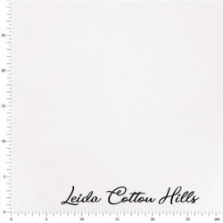 Tela trasera patchwork de textura en blanco ∙ Leida Cotton Hills