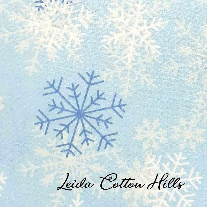 Tela trasera patchwork con copos de nieve ∙ Leida Cotton Hills